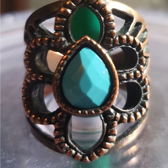 Antique Gold Turquoise Ring - Picture 1 of 3